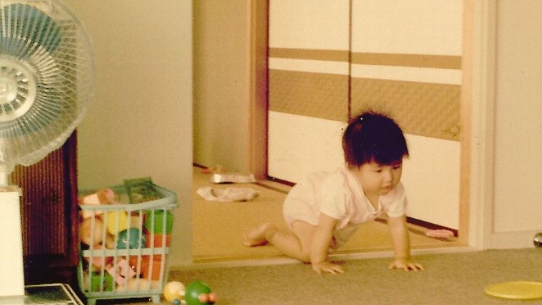 昭和の居間と子供