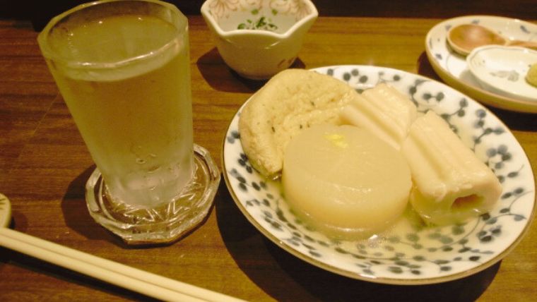 おでんとカップ酒