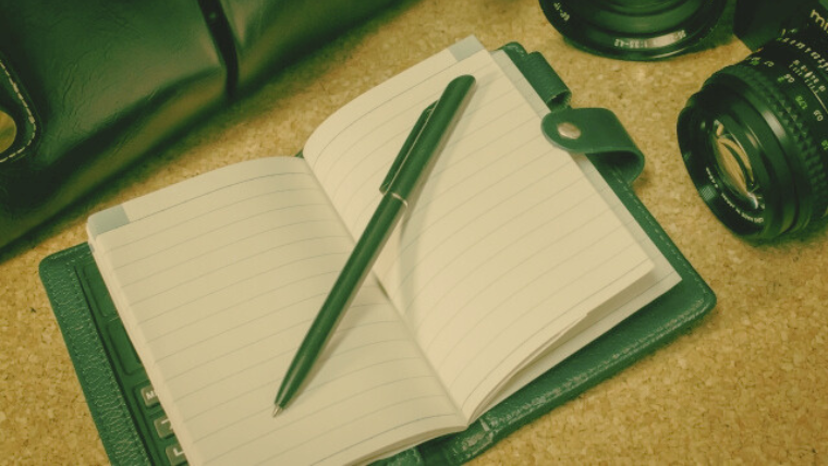 ノートとカメラ